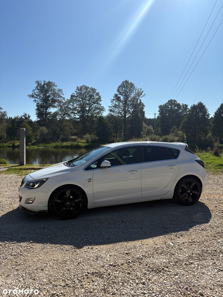 Opel Astra - 14