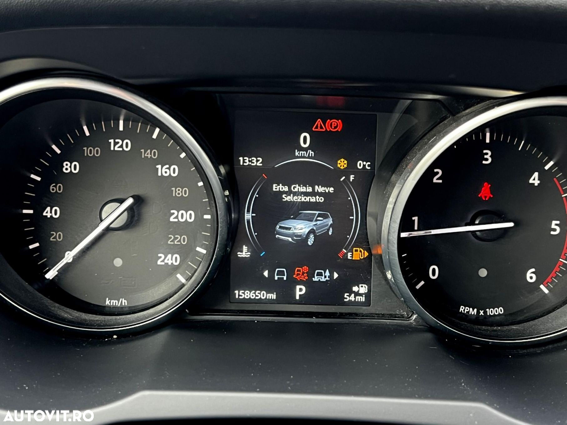 Land Rover Range Rover Evoque - 18
