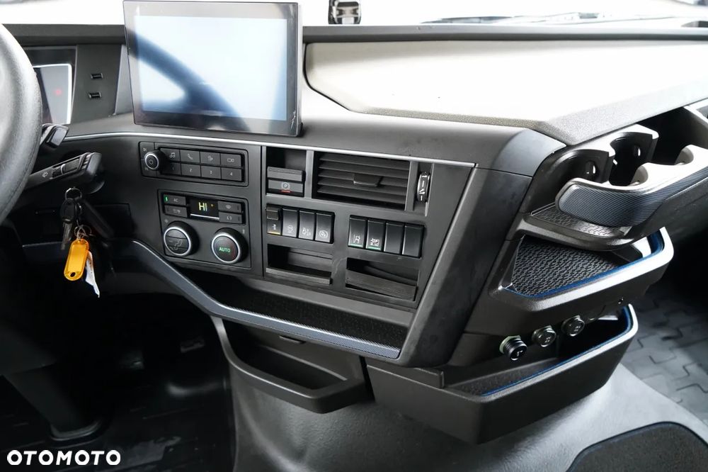 Volvo FH 500 / XXL /  LOWDECK / MEGA / KLIMA POSTOJOWA / I-SHIFT / SKÓRY - 29