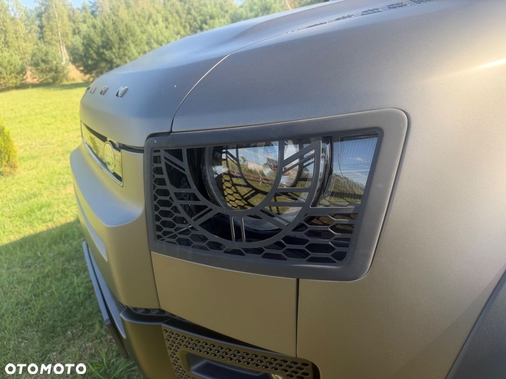 Land Rover Defender 3.0 D250 mHEV SE - 4