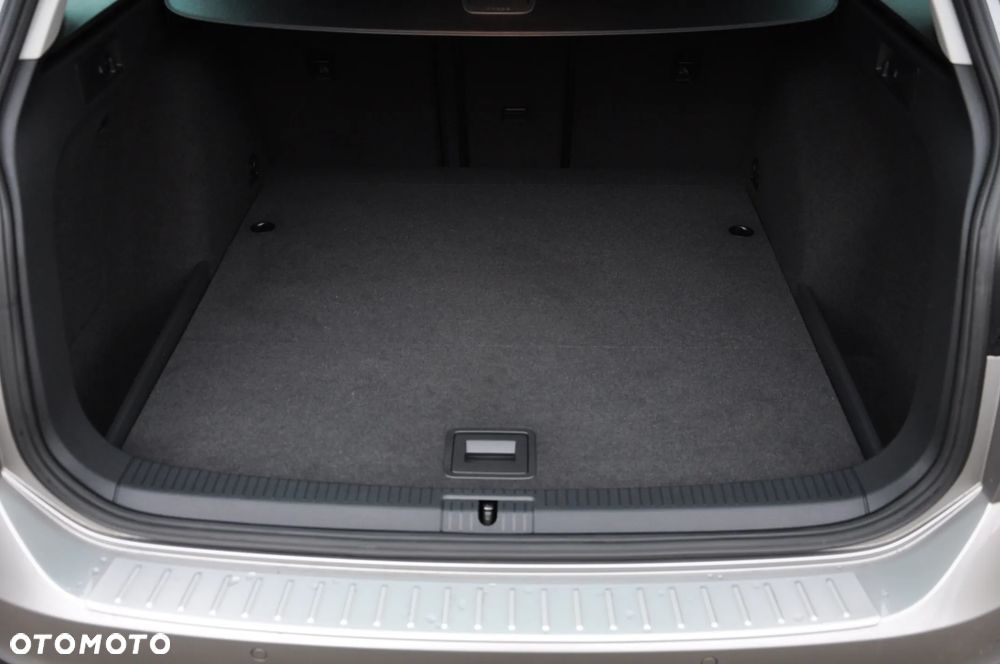Volkswagen Golf Alltrack 2.0 TDI 4Motion (BMT) - 28