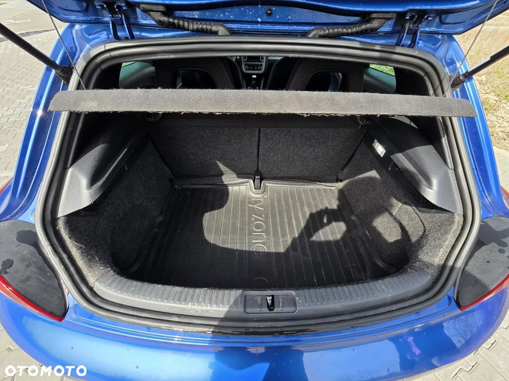 Volkswagen Scirocco - 12