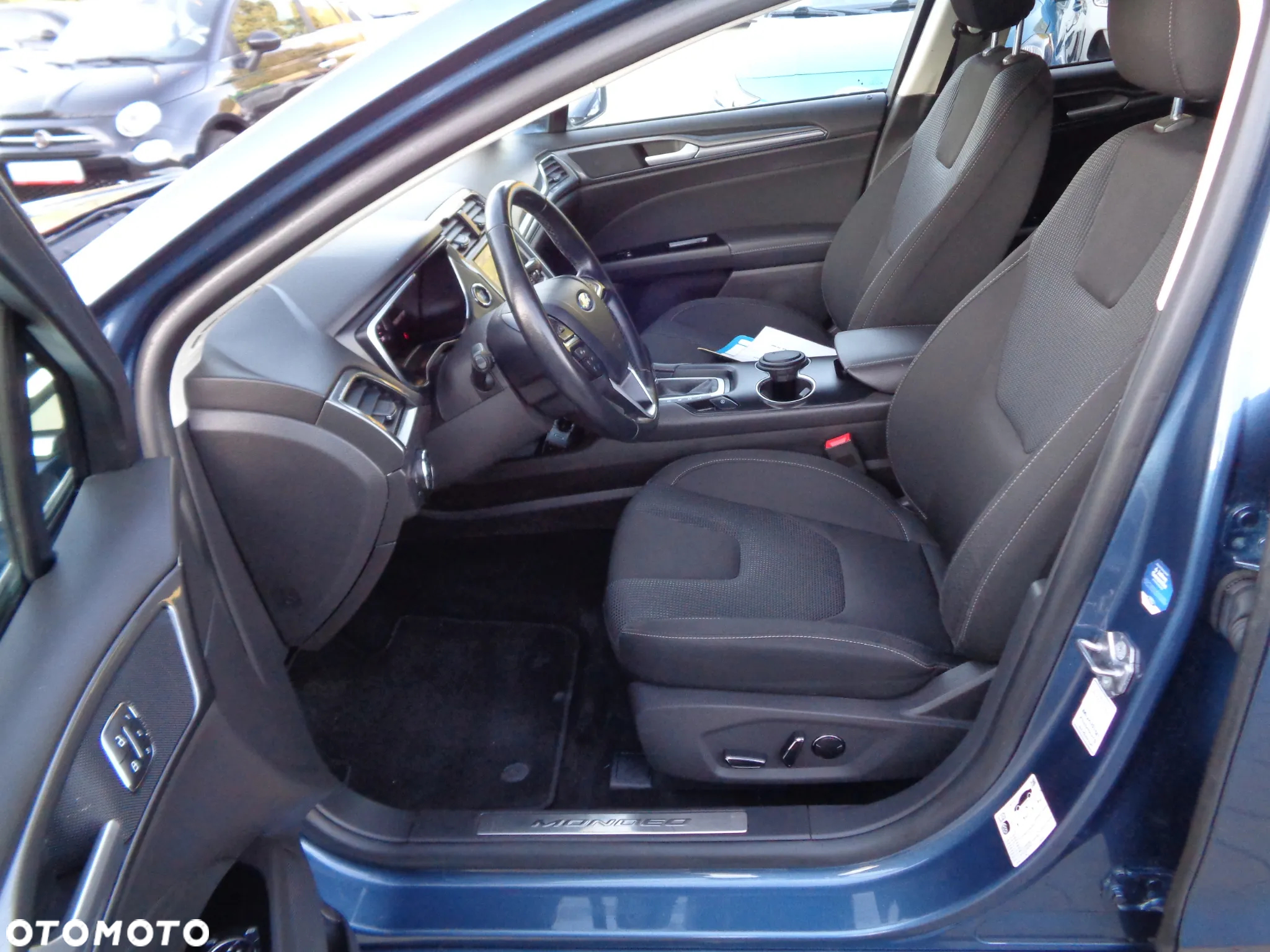 Ford Mondeo - 12