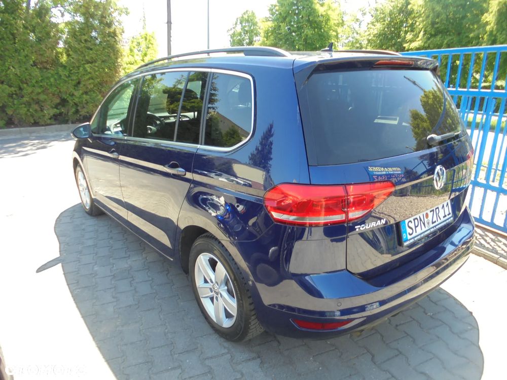 Volkswagen Touran 2.0 TDI SCR DSG IQ.DRIVE - 4