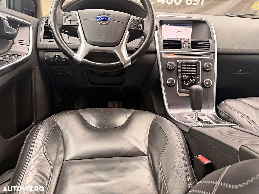 Volvo XC 60 D4 AWD Geartronic Ocean Race - 5