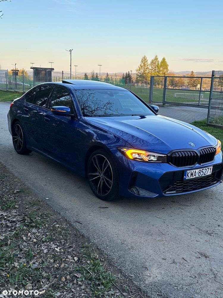 BMW Seria 3 330i xDrive Sport Line - 2