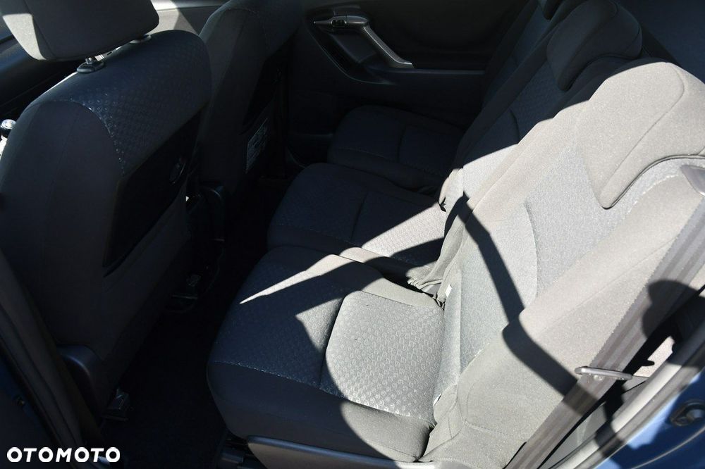 Toyota Verso - 17