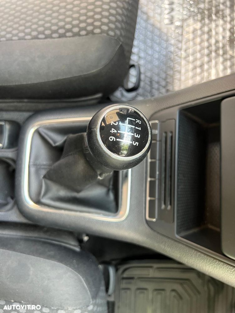Volkswagen Tiguan - 13