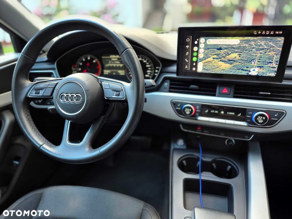 Audi A4 Limousine - 6