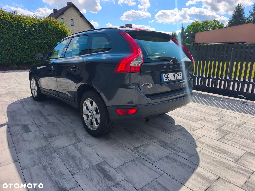 Volvo XC 60 D5 AWD - 4