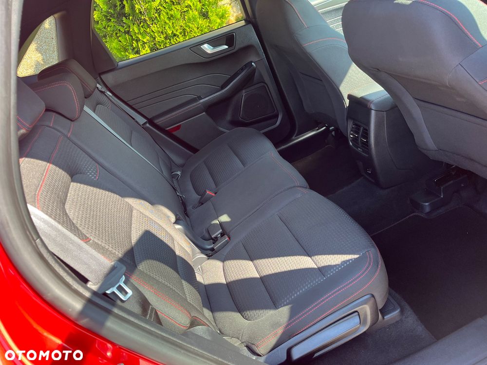 Ford Kuga 1.5 EcoBoost ST-LINE - 8