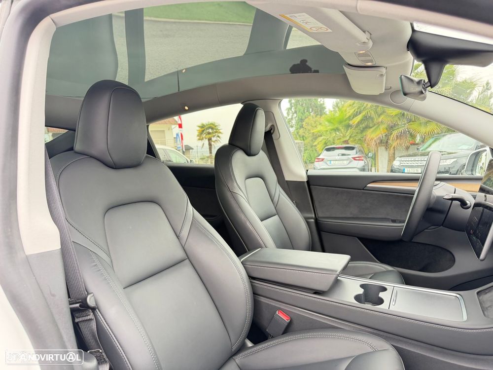 Tesla Model Y Long Range Tração Integral - 41