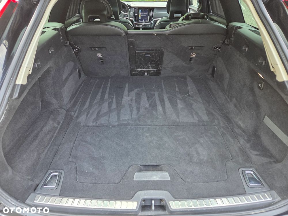 Volvo V90 Cross Country T6 AWD Pro - 23