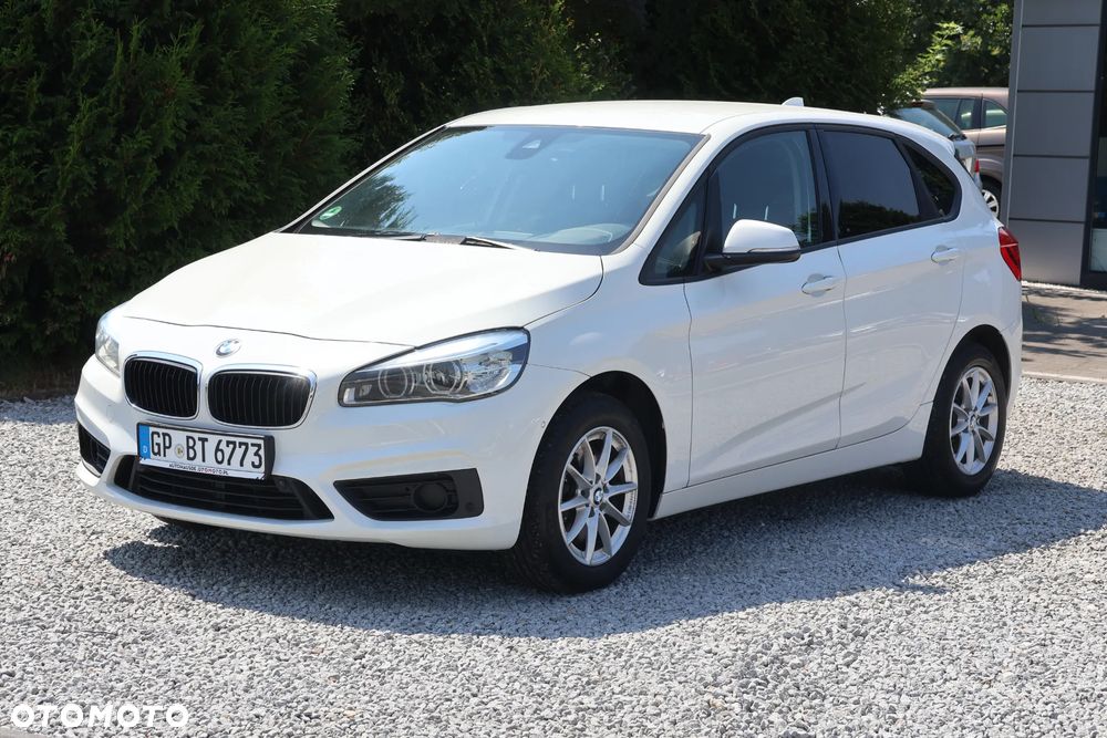 BMW Seria 2 220i - 1