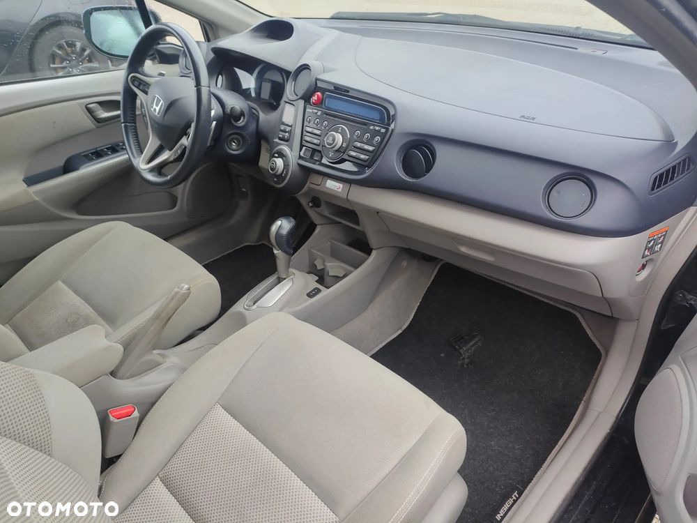 Honda Insight - 8