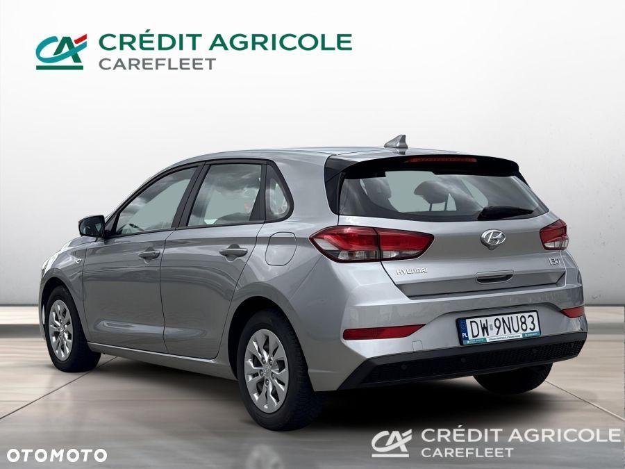 Hyundai i30 1.5 DPI Classic + - 5