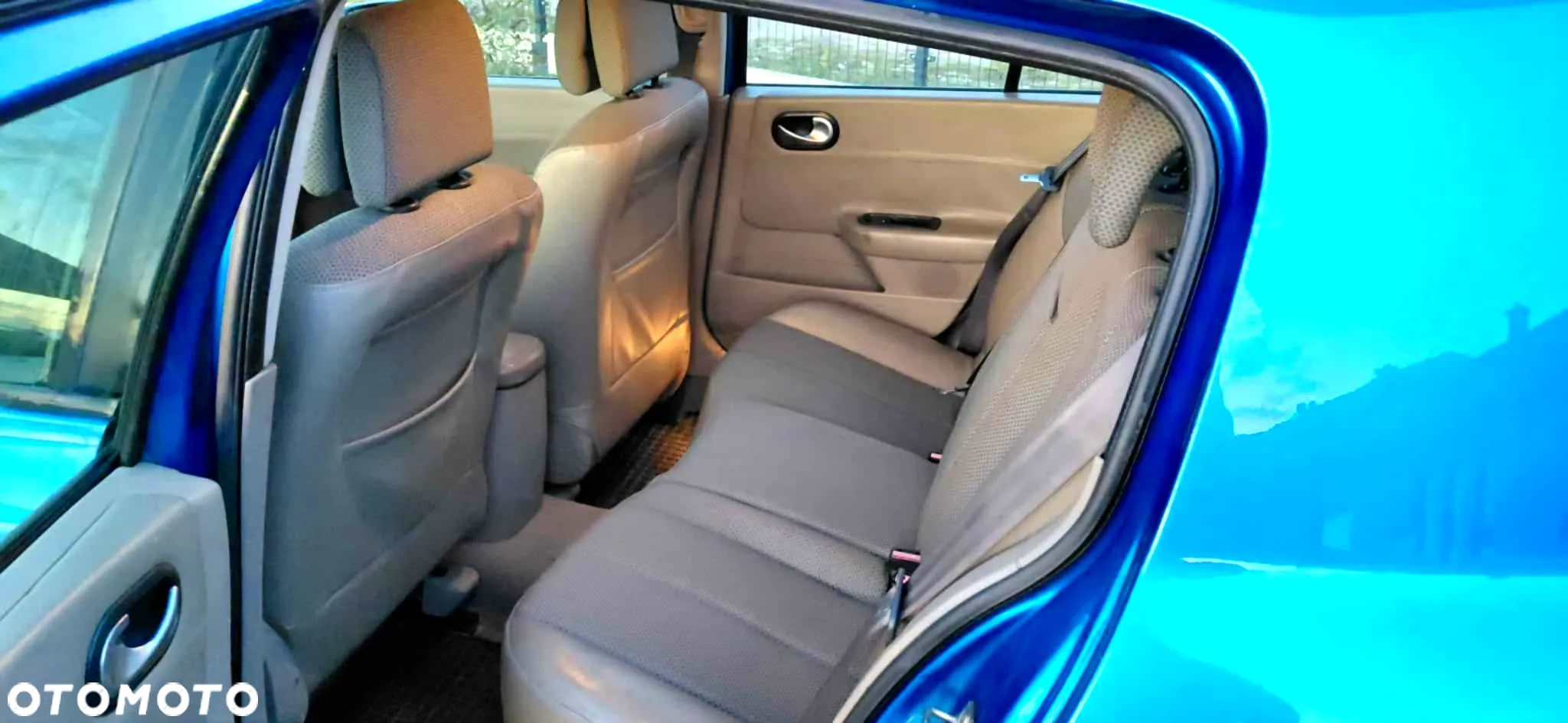 Renault Megane II 1.9 dCi Luxe Privilege - 8