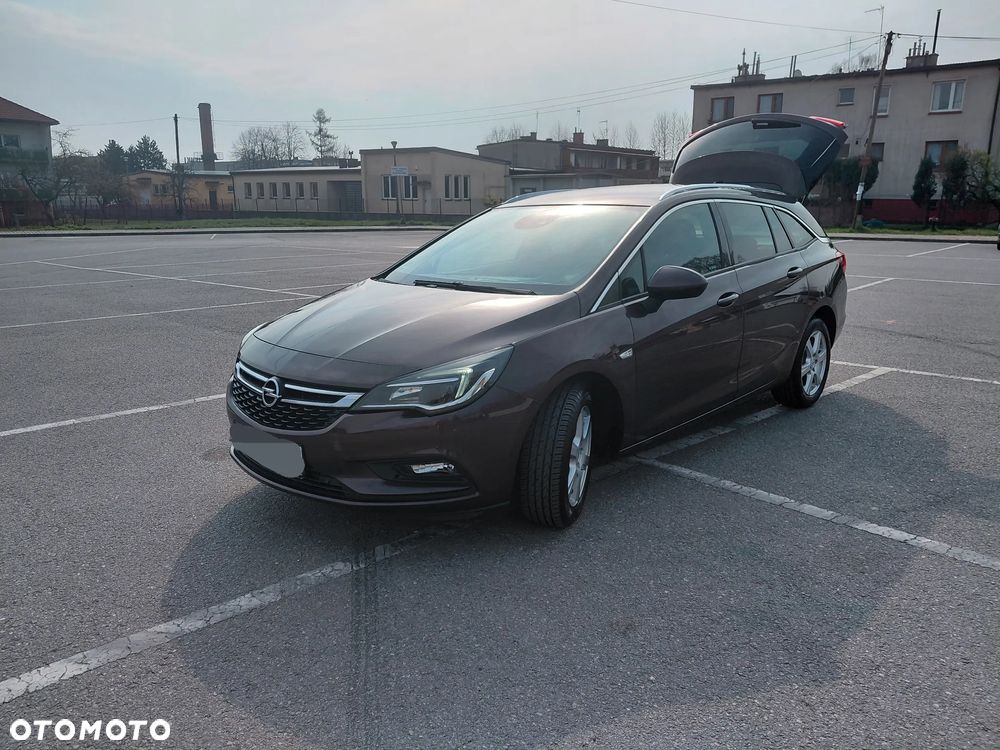 Opel Astra 1.4 Turbo Edition - 1