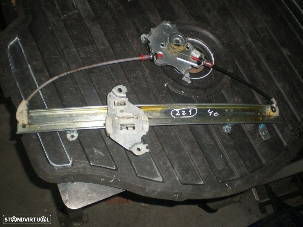 Elevador Sem Motor S/REF0221 NISSAN MICRA 2004 5P FE - 2