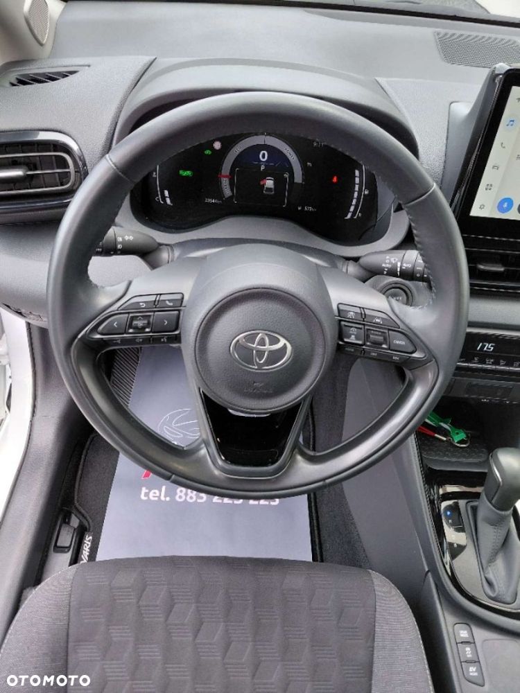 Toyota Yaris - 11