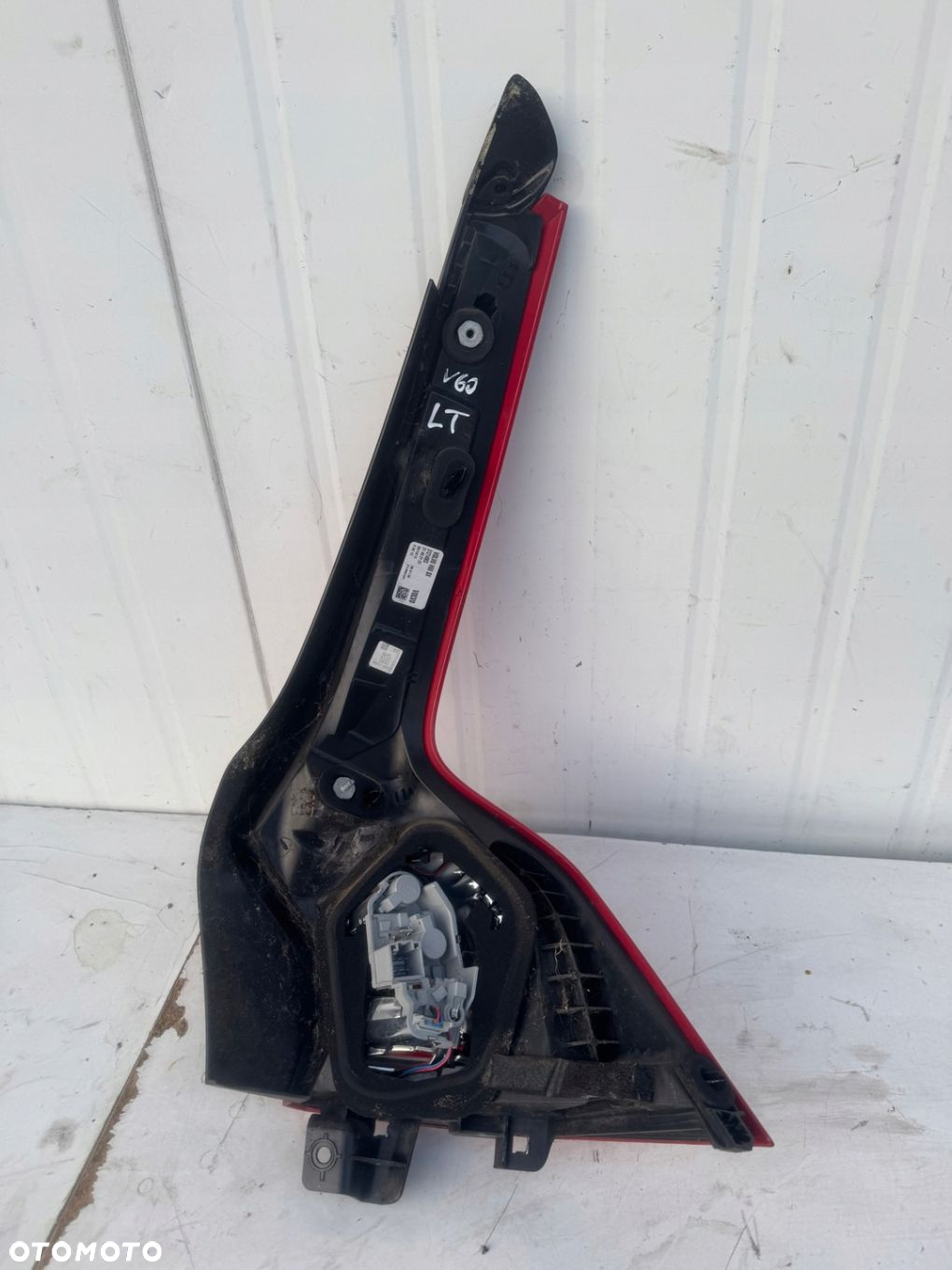 LAMPA LEWA TYŁ TYLNA VOLVO V60 31214963 - WAWA - 2