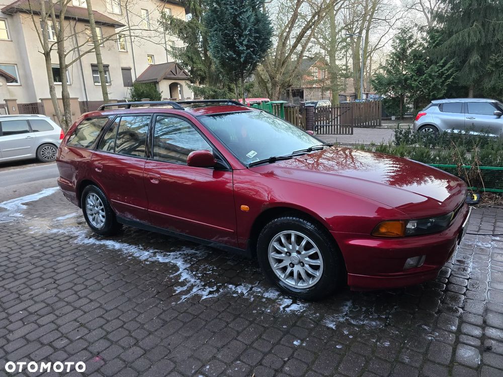 Mitsubishi Galant - 6