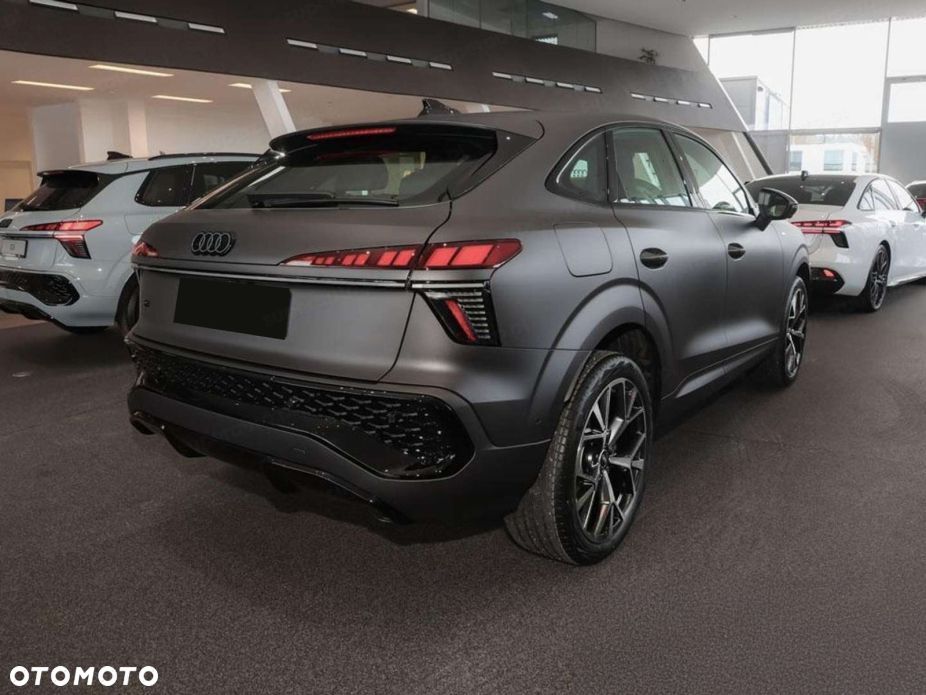 Audi Q3 Sportback 35 TFSI mHEV S-Line S tronic - 3