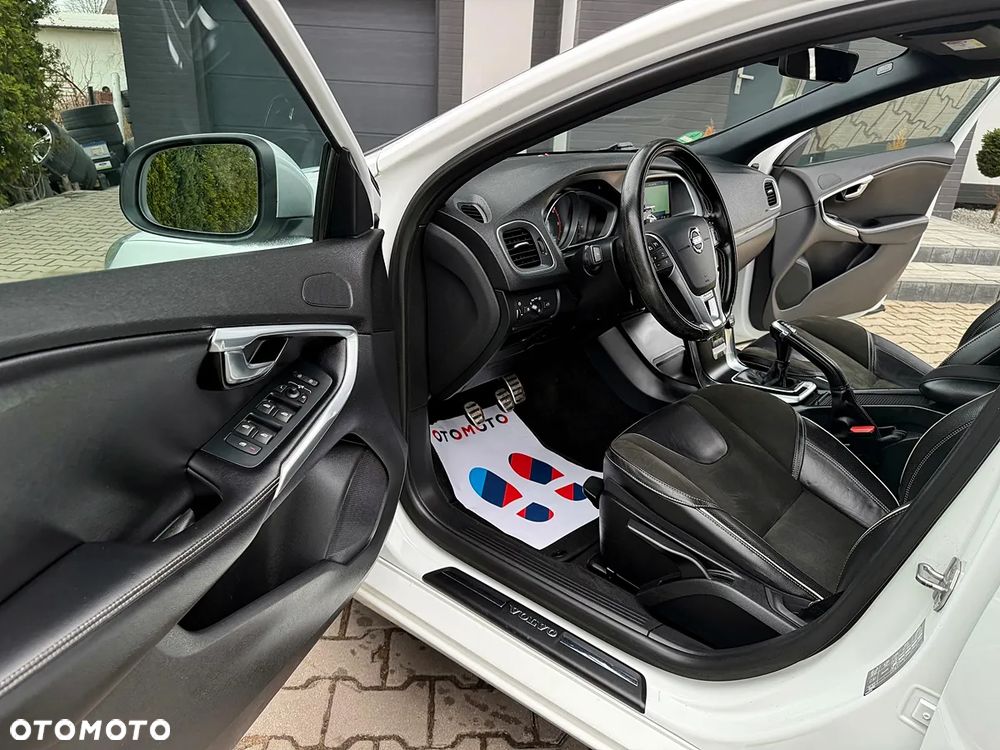 Volvo V40 D3 RDesign - 17