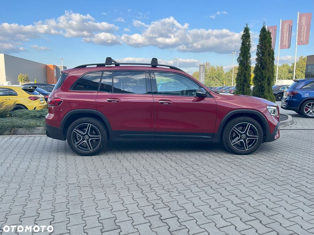 Mercedes-Benz GLB - 4