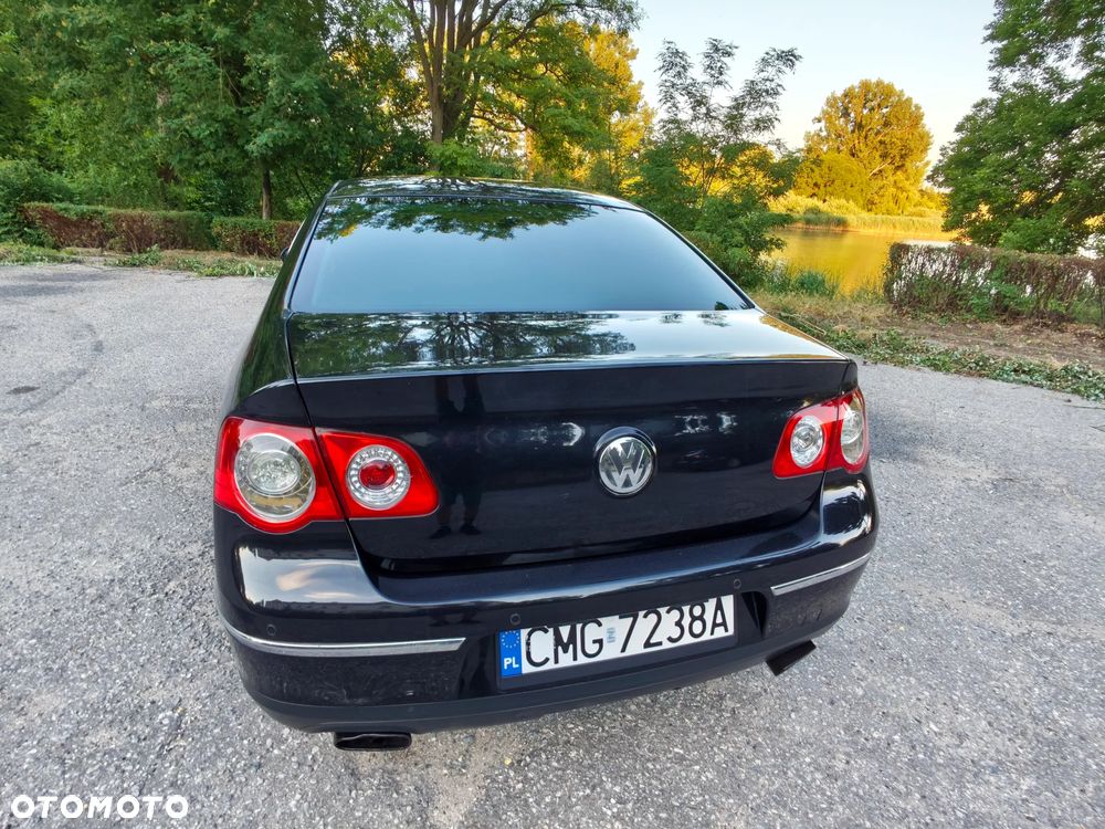 Volkswagen Passat 2.0 TSI Highline - 20