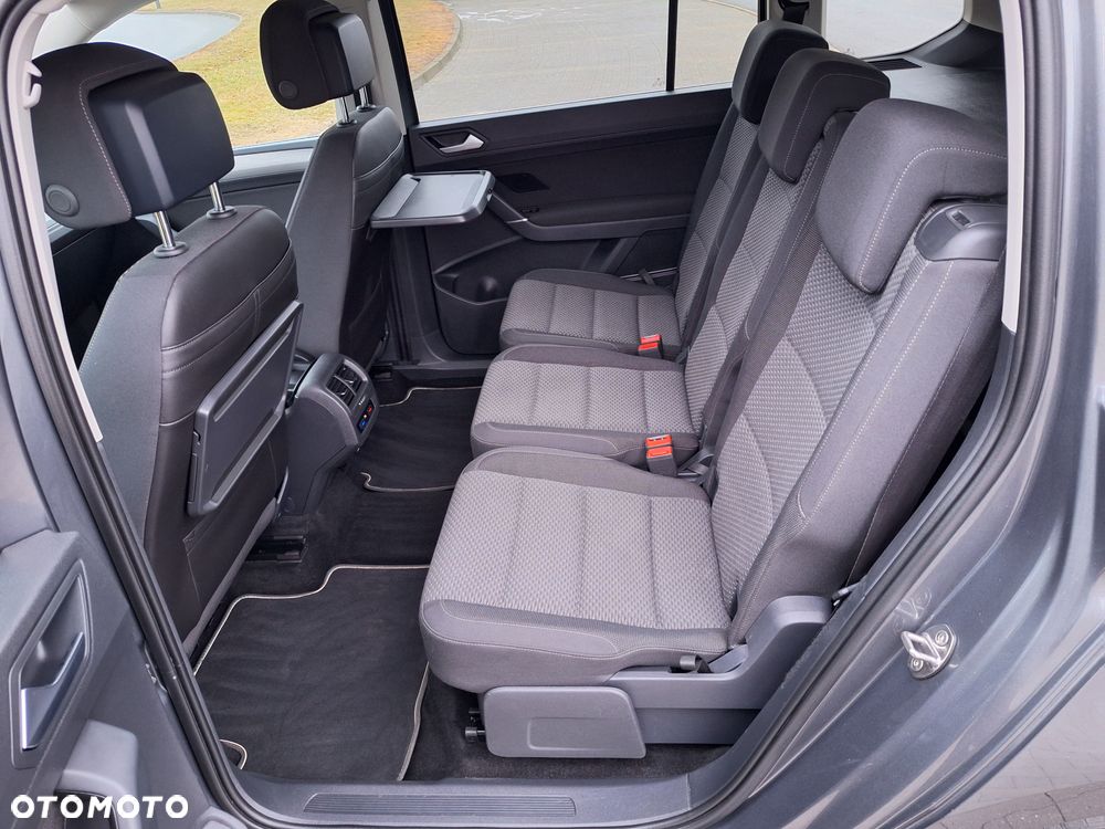 Volkswagen Touran 1.5 TSI EVO Comfortline Plus DSG - 17