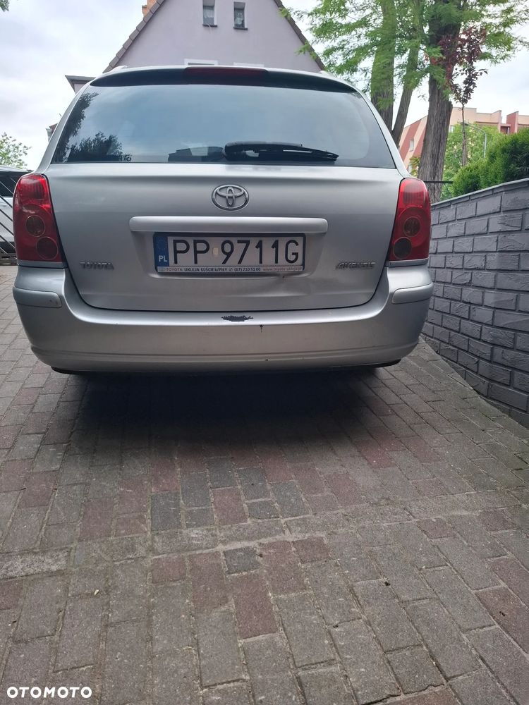 Toyota Avensis 1.8 VVT-i Sol - 3