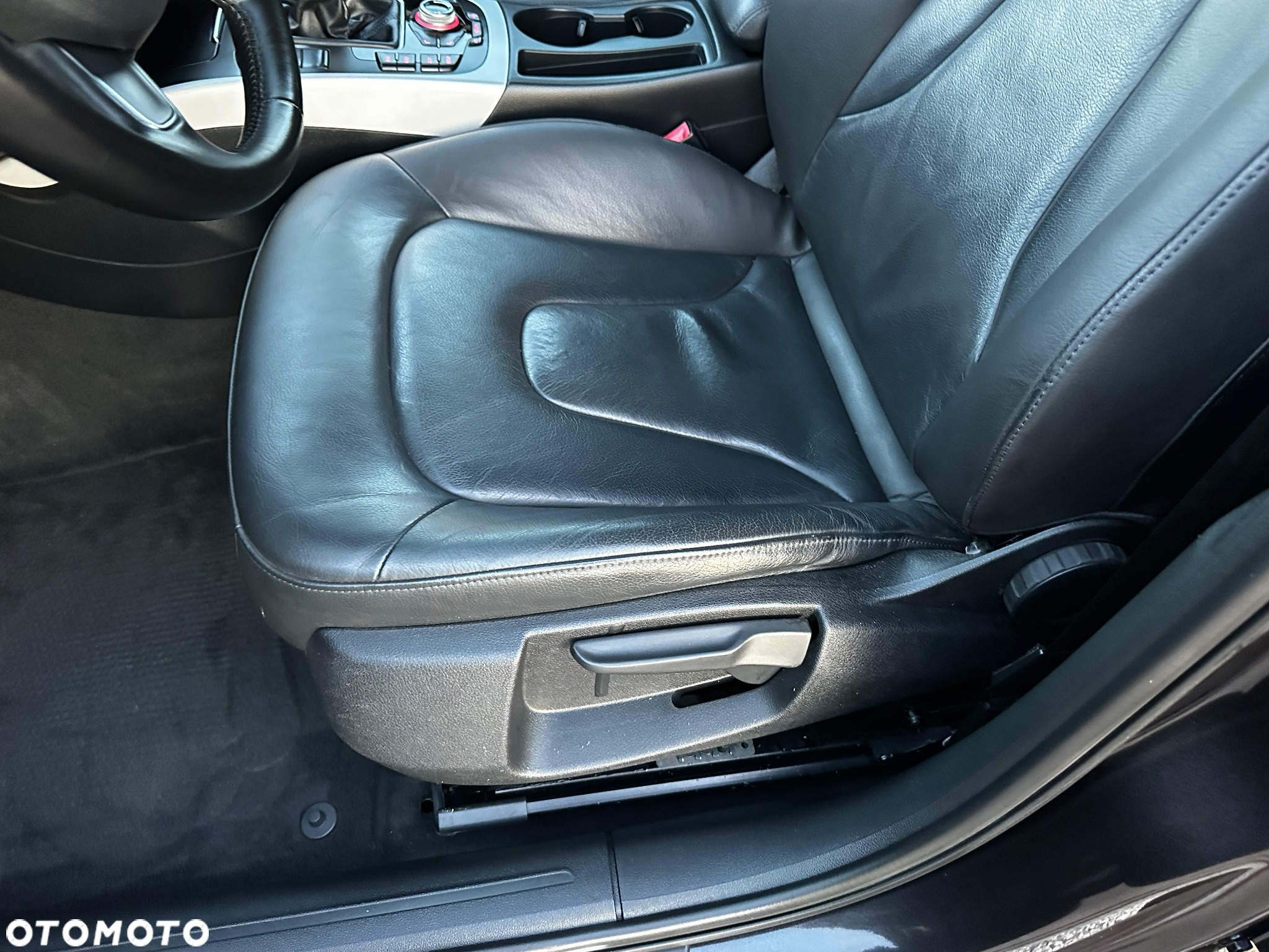 Audi A4 Avant 2.0 TDI DPF Attraction - 23