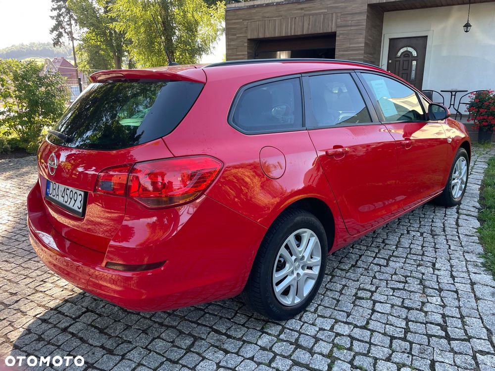 Opel Astra 1.6 Color Edition - 3
