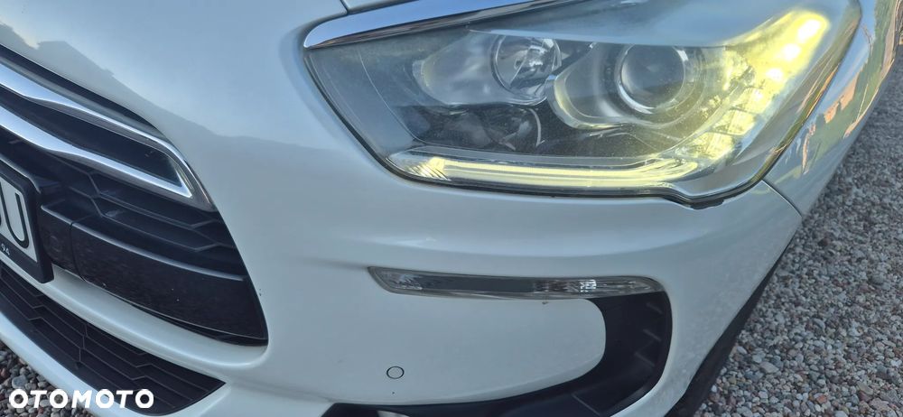 Citroën DS5 2.0 HDi SoChic - 8