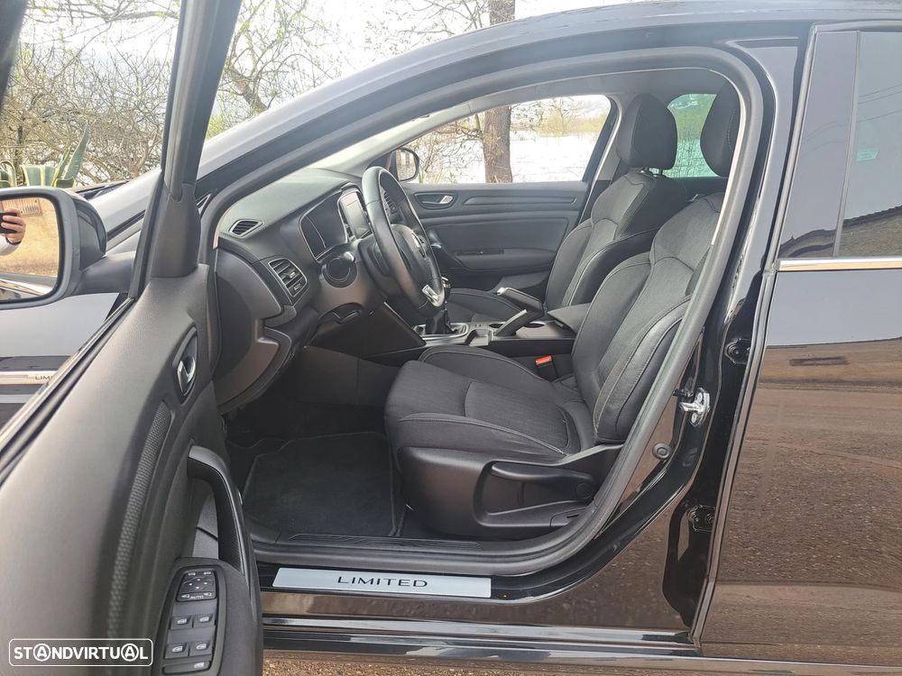 Renault Mégane 1.3 TCe Limited - 13