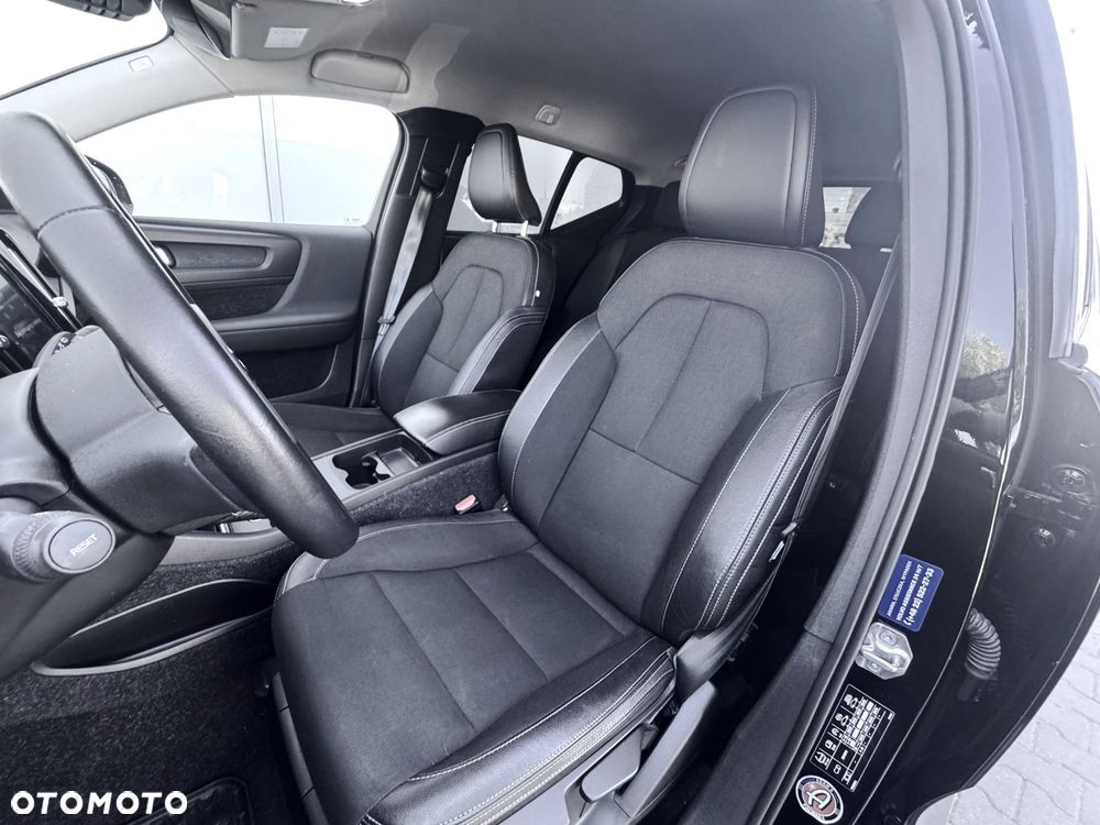 Volvo XC 40 - 29