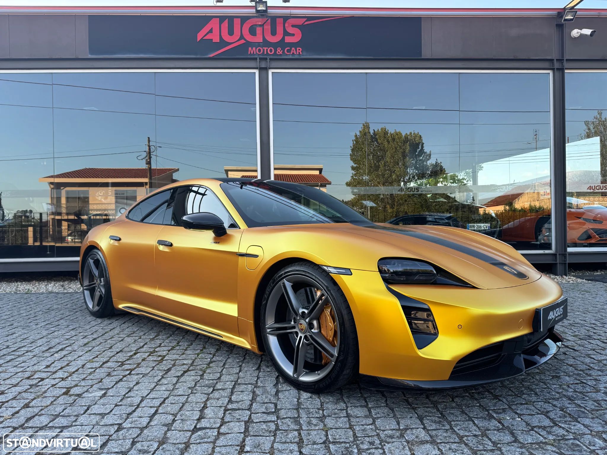 Porsche Taycan Turbo S - 1