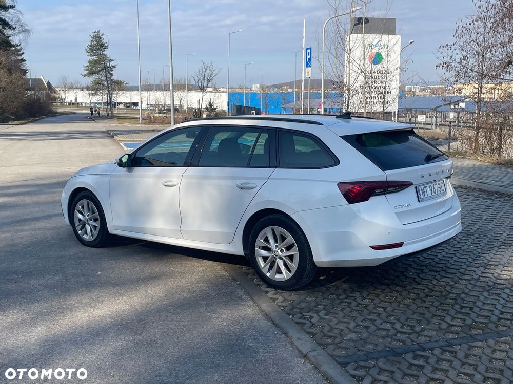 Skoda Octavia 2.0 TDI Ambition - 2