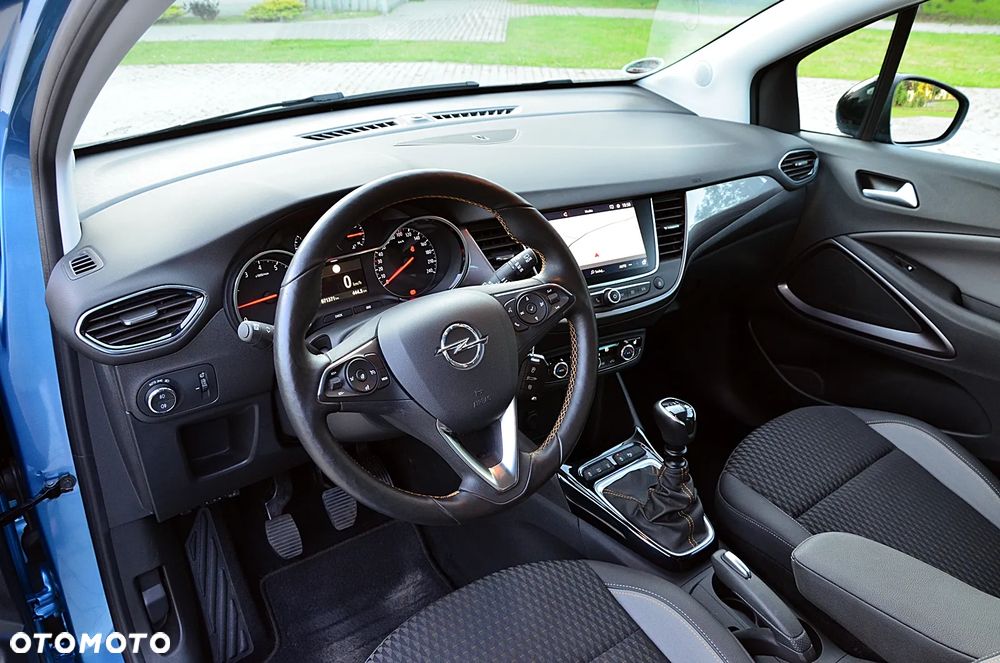 Opel Crossland X - 12