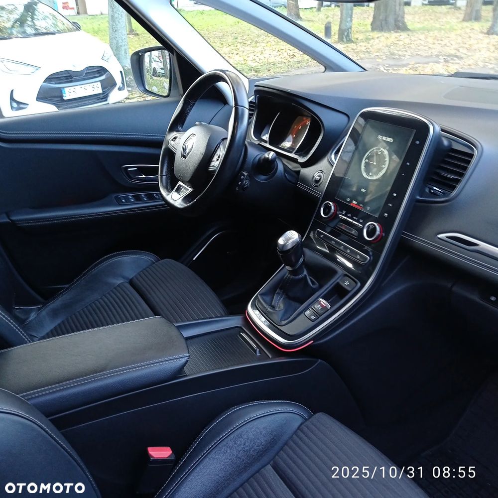 Renault Grand Scenic Gr 1.2 TCe Energy Bose - 8