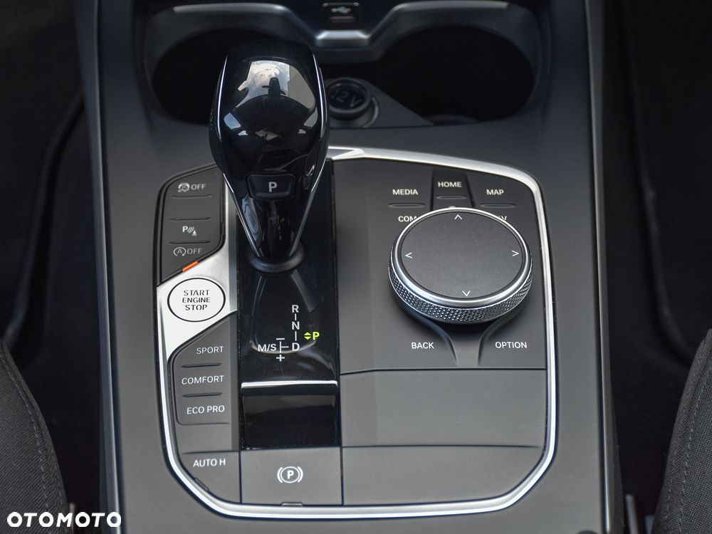 BMW Seria 1 118i Advantage - 18