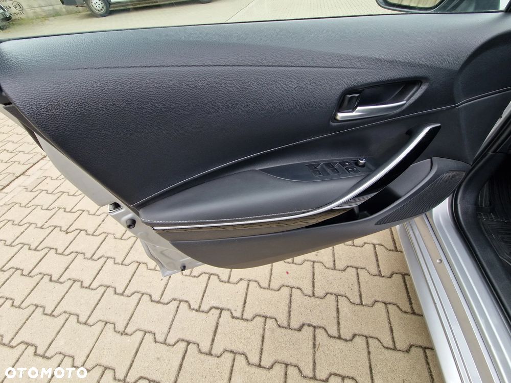 Toyota Corolla 1.8 Comfort - 30