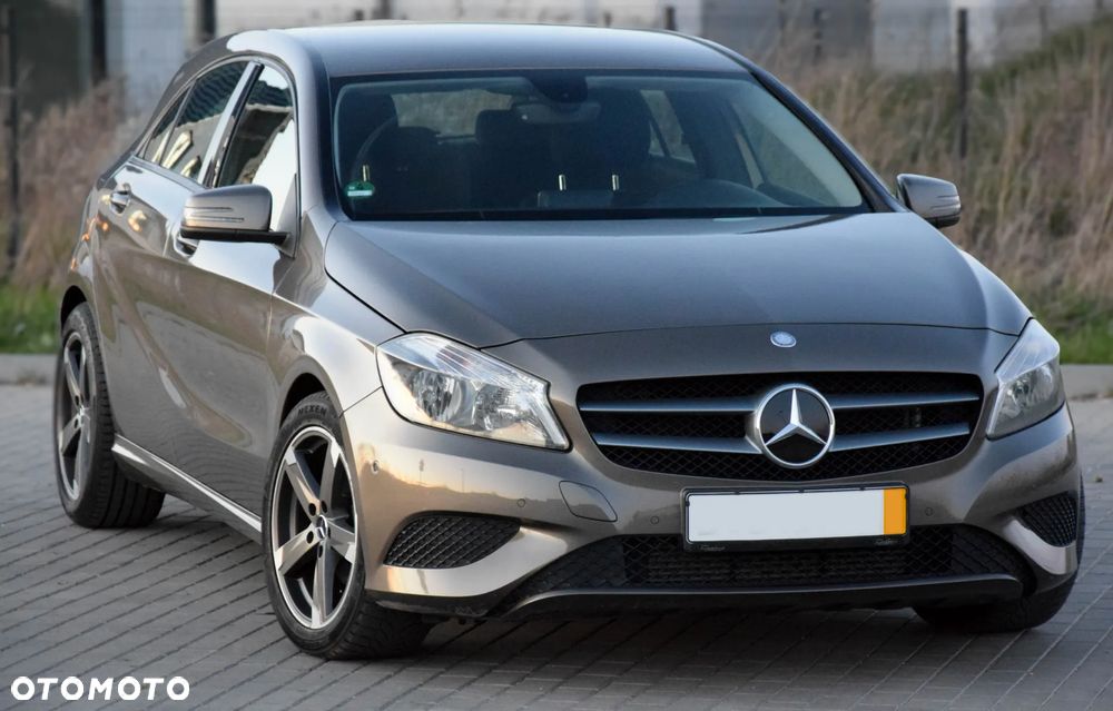 Mercedes-Benz Klasa A 180 BlueEfficiency Edition - 2