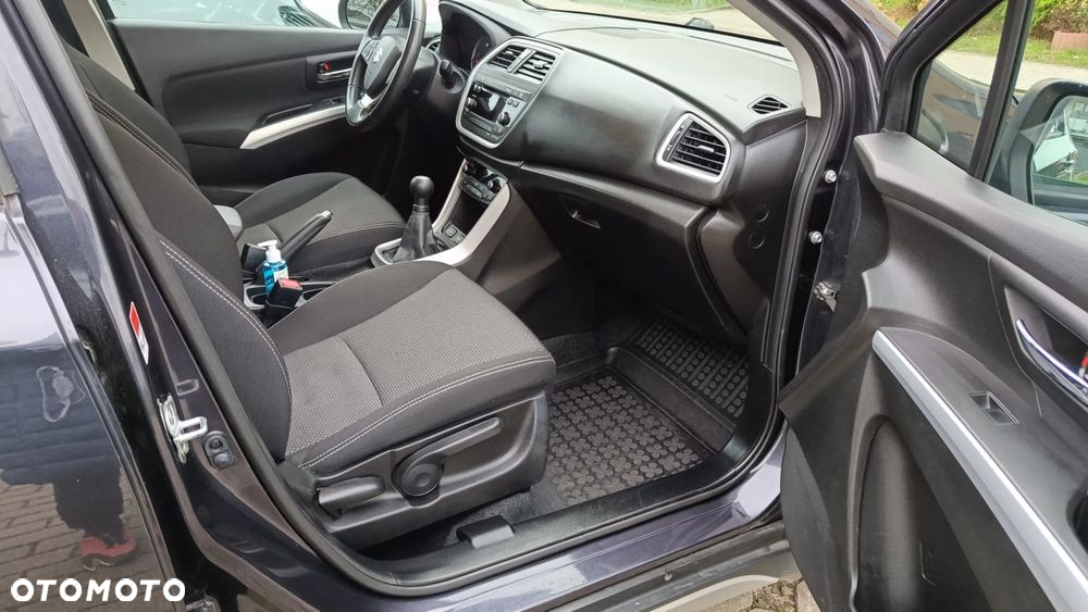 Suzuki SX4 1.6 Premium - 6