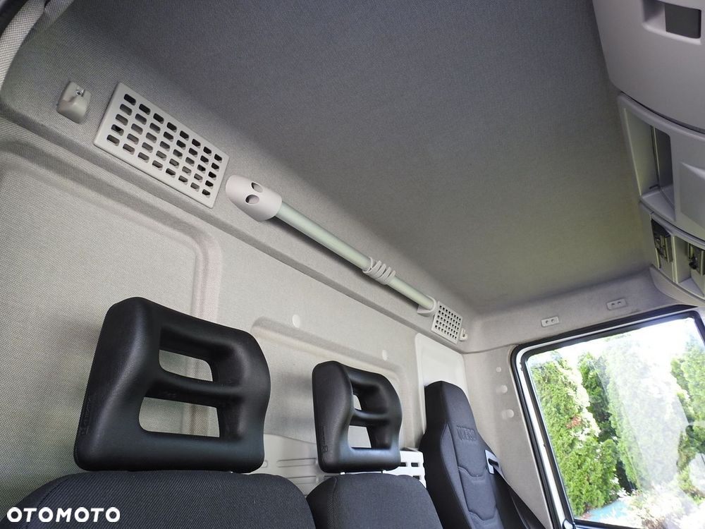 Iveco EUROCARGO 120 - 220 PLANDEKA WINDA 20 PALET AUTOMAT KLIMATYZACJA LEDY PNEUMATYKA  BLIŻNIACZE KOŁA 220KM - 41