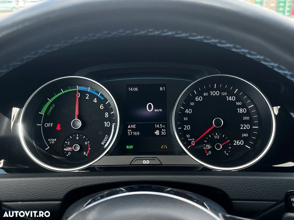 Volkswagen Golf 1.4 GTE Plug-In-Hybrid DSG - 14
