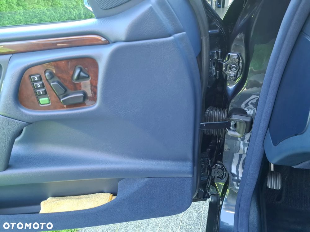 Mercedes-Benz Klasa E 280 4-Matic Elegance - 25