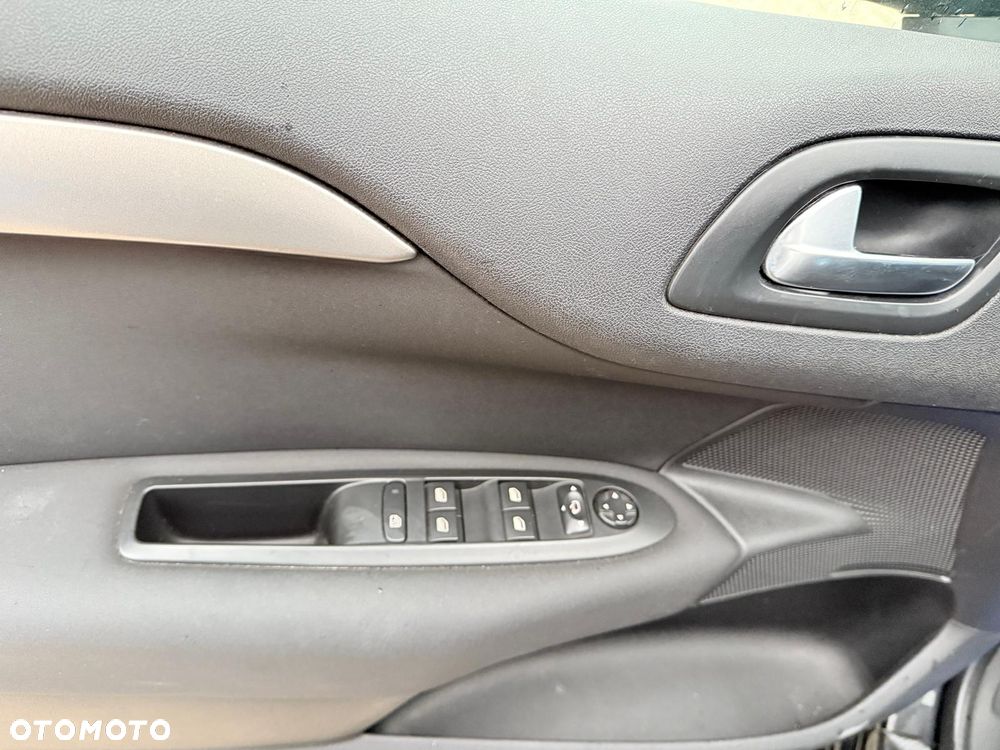 Citroën C4 BlueHDi 100 Selection - 18