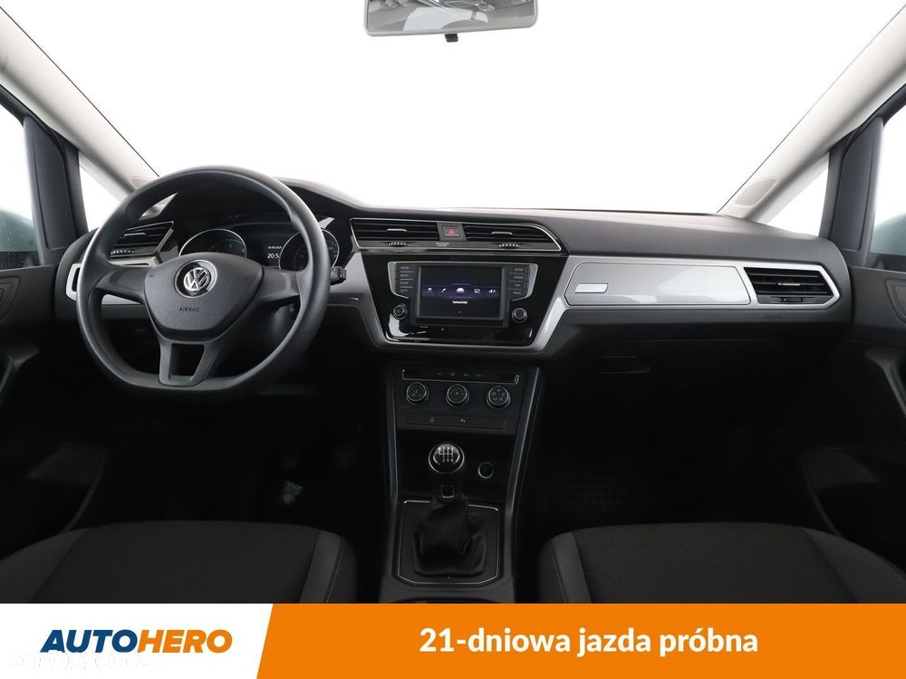 Volkswagen Touran - 13